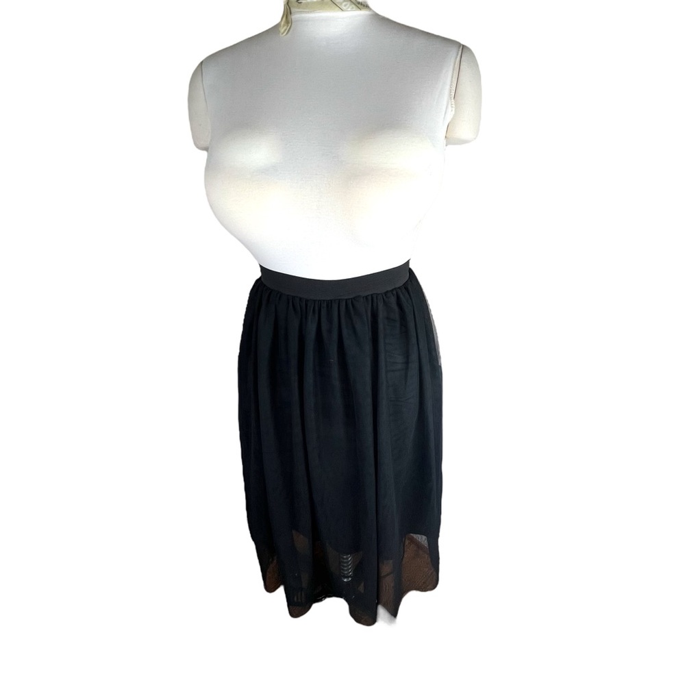 H&M High-Waisted Ballerina Skirt
